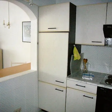Apartamentos Bellevue 1 Hotel *